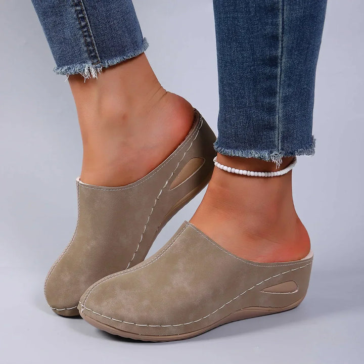 Jade | Orthopedic Slippers with Daily Comfort and Timeless Home Style